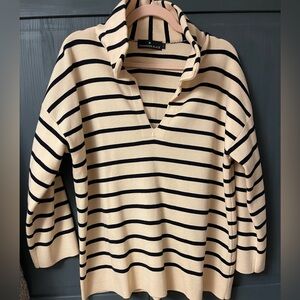 Pomander Place Cream and Black V-Neck Sweater